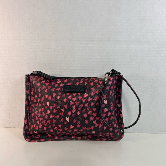 Nine West Handbags - Nine West hearts wristlet Valentines day Galentines day zip close 9x6 inch